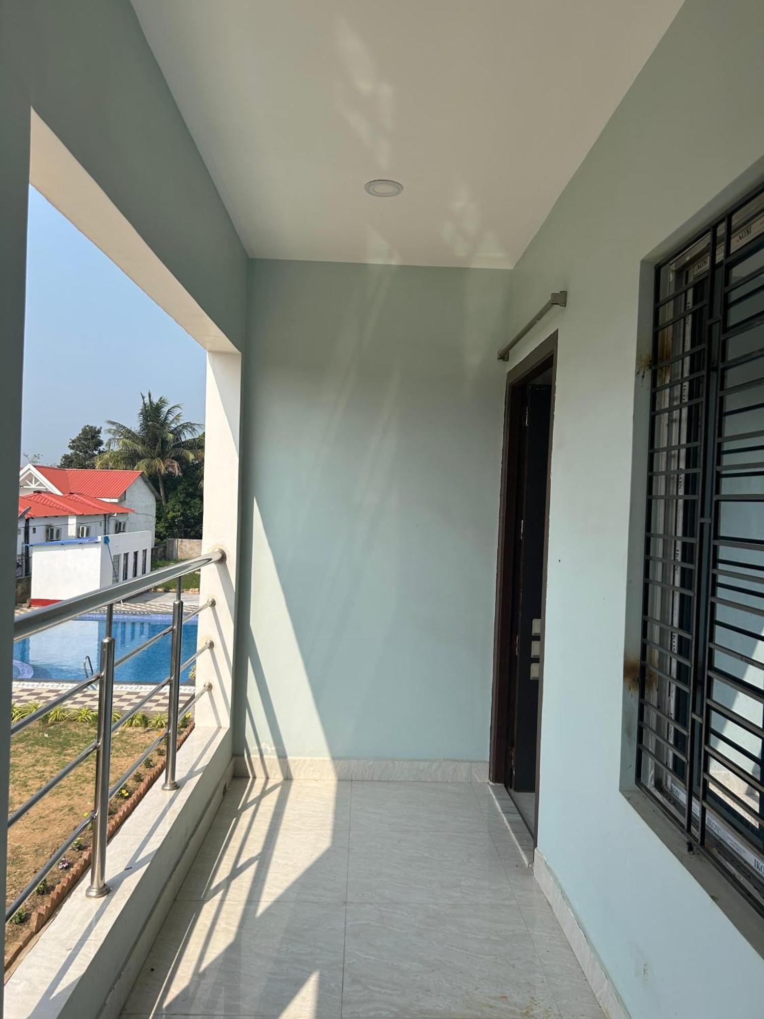 Prantik Hotel And Resorts Tajpur Exterior photo